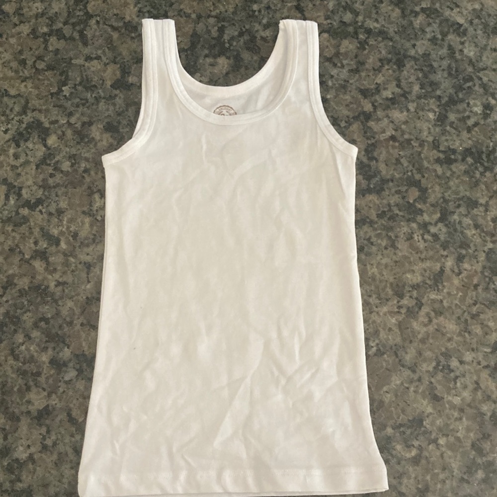 White tank size 4T